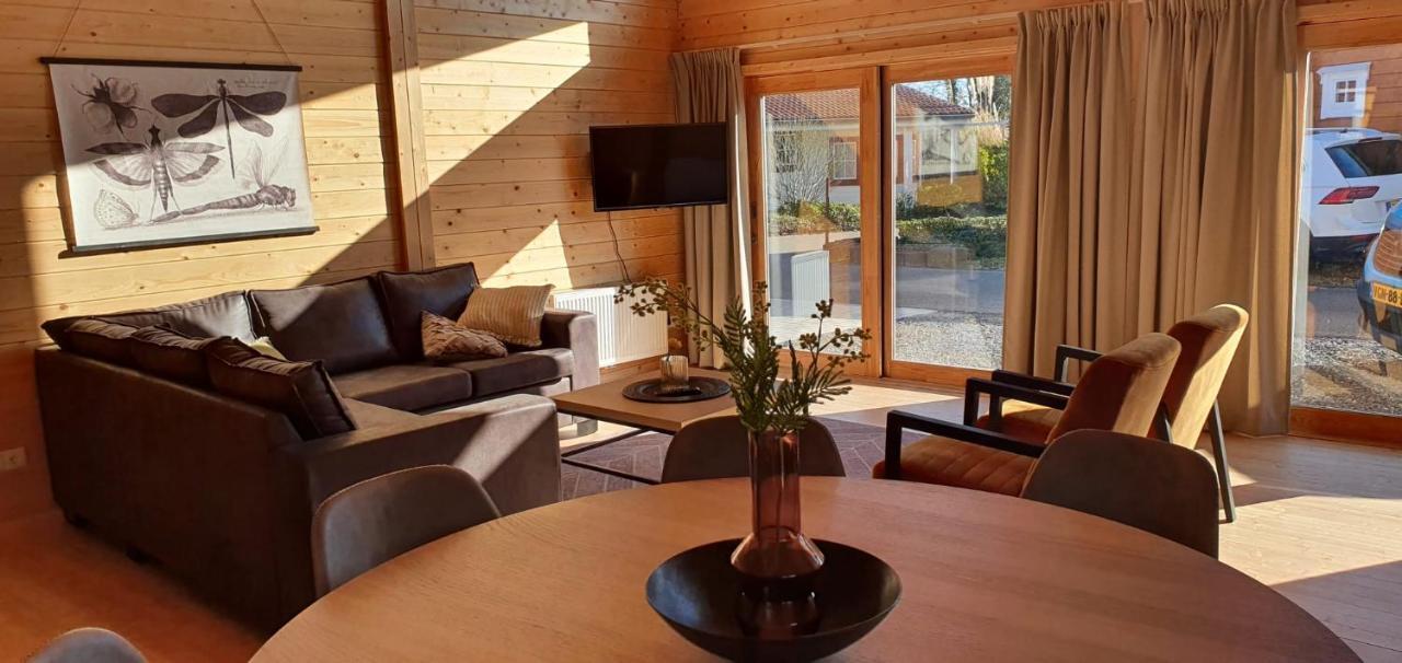Luxe Chalets In Zeeland Aan De Kust Sint Annaland Ngoại thất bức ảnh
